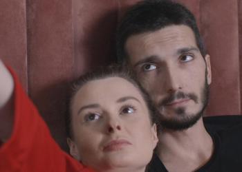 “მერე ვი­ფიქ­რე, რო­გო­რი უნდა ყო­ფი­ლი­ყო, მით უფრო, როცა გა­ვი­გე, რომ კა­ტოს მა­ნამ­დე ბევ­რი ქმა­რი ჰყავ­და. ამი­ტომ რა­ღაც გან­სხვა­ვე­ბუ­ლი უნდა შე­მექ­მნა. ვე­ძებ­დი რა­ღაც­ნა­ირ უც­ნა­ურ ტიპს..” – ვინ არის რეალურად სოსო “ჩცდ”-დან ?