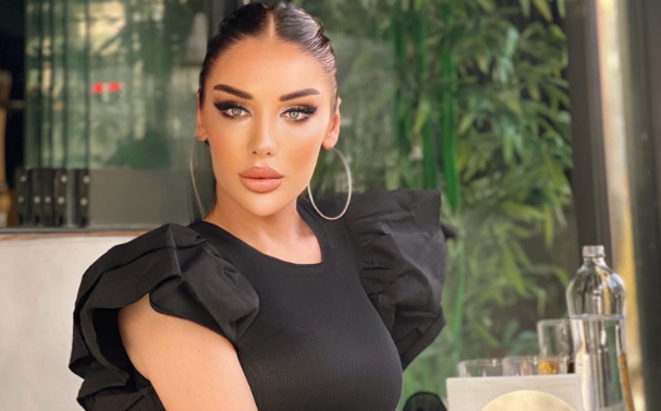 “ყველაფერი უჩანს, ძალიან თამამია” – კესარია აბრამიძის ახალ ფოტოებს დიდი გამოხმაურება მოჰყვა