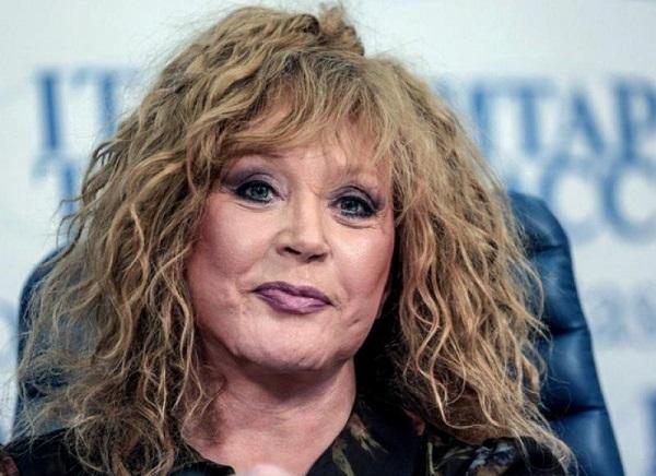 ალა პუგაჩოვამ პოზიცია შეცვალა და მელე რუსეთში დაბრუნდება – ნახეთ მიზეზი, რის გამოც მომღერალმა დაბრუნება გადაწყვიტა