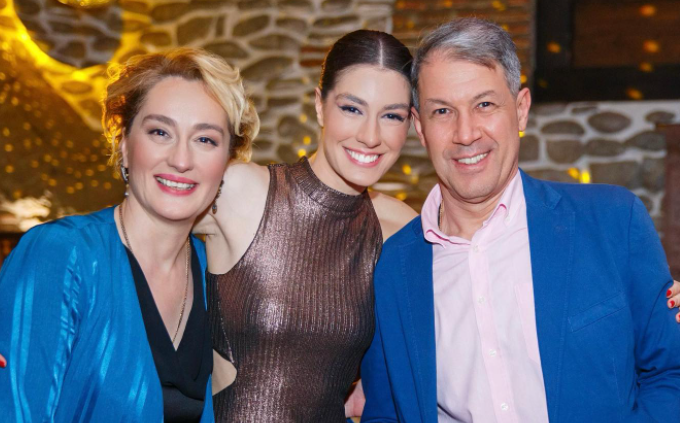 ცნობილი ექიმების გემოვნებიანი სახლი – ნახეთ როგორ ცხოვრობენ ჩიჩუები (ვიდეო)