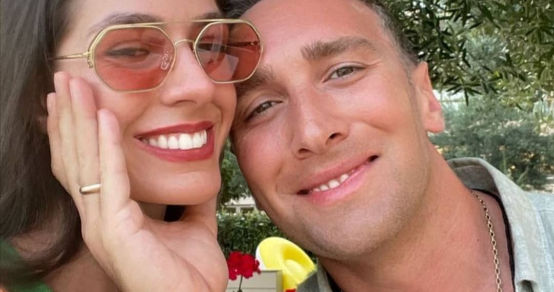 ლიზა და ირაკლი საბერძნეთიდან ახალ ფოტოებს გვიზიარებენ