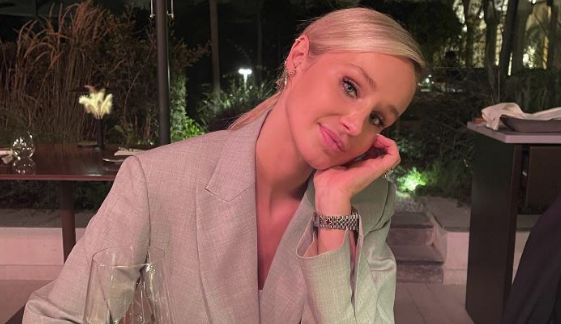 “მადლობა, რომ…” – ანუკი არეშიძე ოჯახთან ერთად შვეიცარიაში იმყოფება – ნახეთ როგორ აღნიშნა დიზაინერმა 33 წლის იუბილე