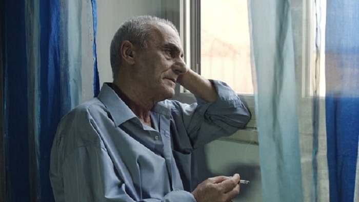 ”სამსახურიდან დაბრუნებულს ოთახიდან ვნებიანი კვნესის ხმა მესმის, ხოდა ასეთი რამ მოვიფიქრე: შევედი სამზარეულოში და ტაფის გაცხელება დავიწყე…”