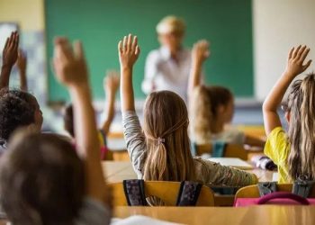 რა სახით განახლდება სექტემბრიდან სწავლა სკოლებში – სამინისტროს პასუხი მშობლებს