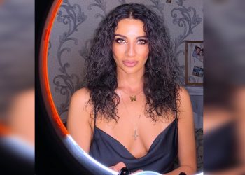 სალომე ჭაჭუა ესპანეთიდან საყვარელ მამაკაცთან ერთად გადაღებულ კადრებს გვიზიარებს