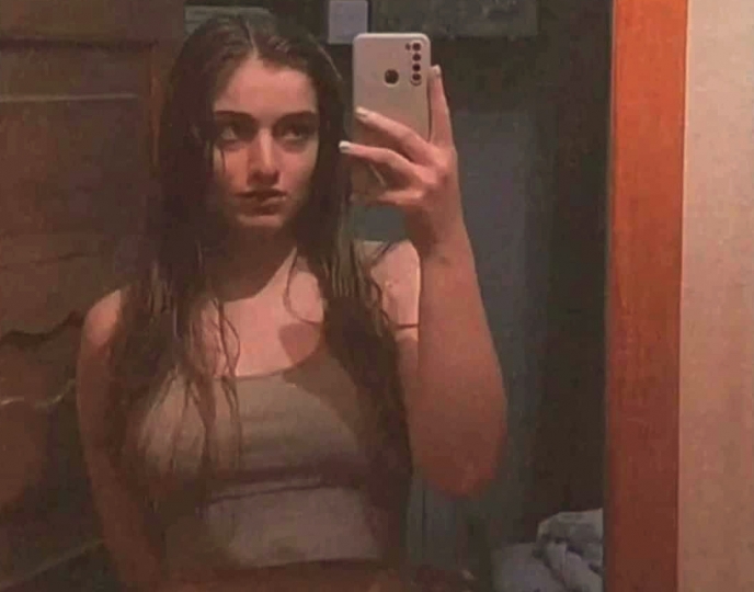 “გოგო ხარ, ფიზიკა რად გინდა, მოდელი გამოდიო მეუბნებოდნენ” – ვინ არის გოგონა, რომელმაც 100 %-იანი გრანტი მოიპოვა