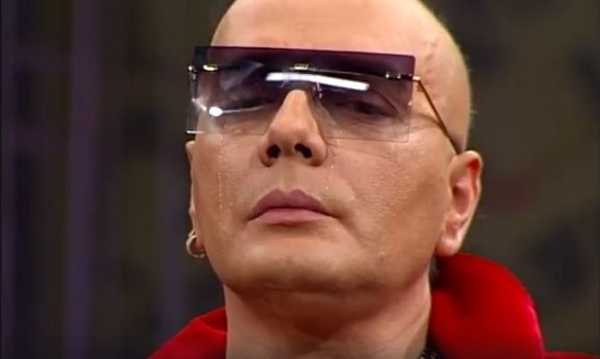 “რატომ გინდა დაგინგრიო ოჯახი, რამ აგახურა, რამ, ს…ო” – ვის მიმართავს სურამელაშვილი ? – მომღერალი ვიდეოს აქვეყნებს