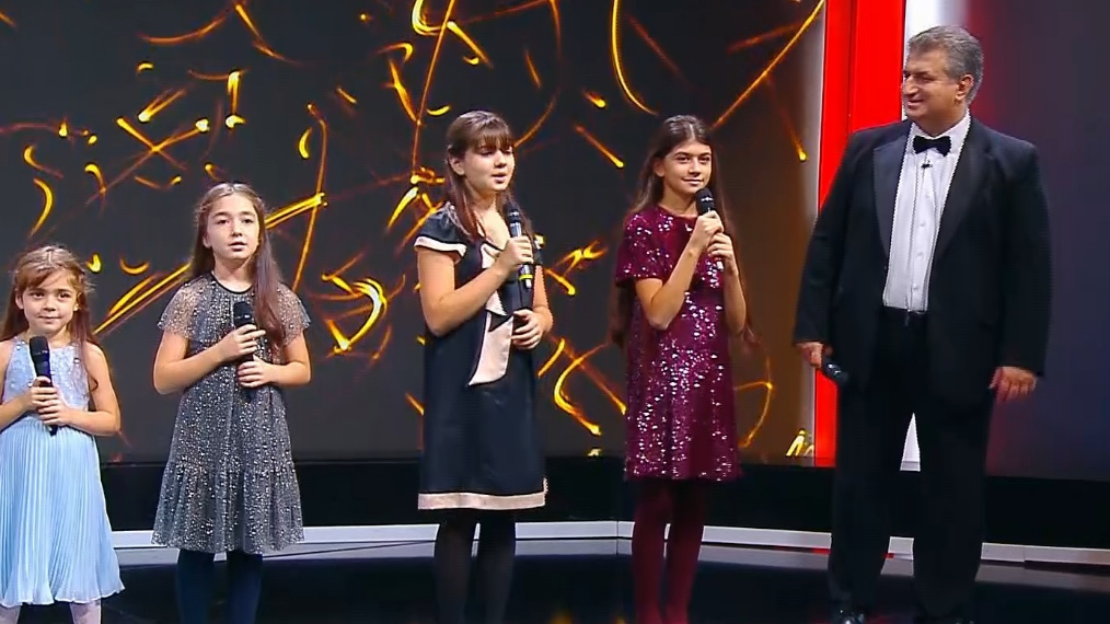 “რა დილა თენდება” – იუბილარმა გია ბაღაშვილმა შვილებთან ერთად იმღერა – პოზიტიურ ვიდეოს უამრავი დადებითი გამოხმაურება მოჰყვა