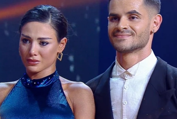 „უზარმაზარ მუხლებს ნუ დააკვირდებით… წყალია მანდ“ – რა ფოტოს აქვეყნებს თათა გიორგობიანი