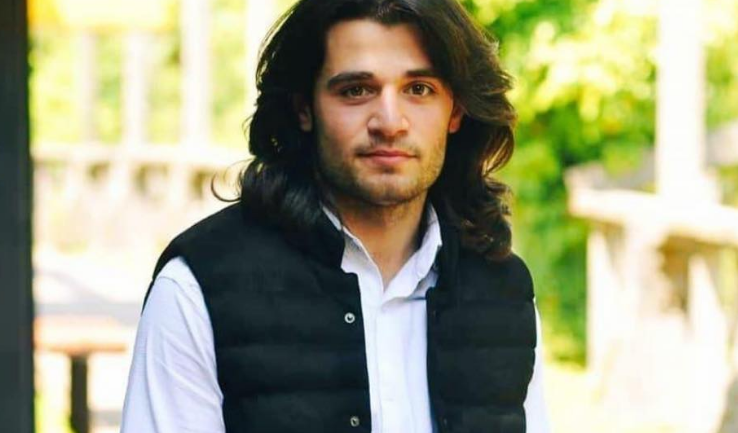 ეს ის 23 წლის ბიჭია, რომელამც ბათუმში 15 წლის გოგონა თვითმკლელობამდე მიიყვანა და გოგონა მე-15 სართულიდან გადმოხტა