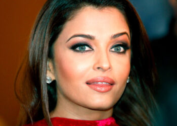 იშვიათი ფოტო – როგორ გამოიყურება აიშვარია რაის ერთადერთი ქალიშვილი