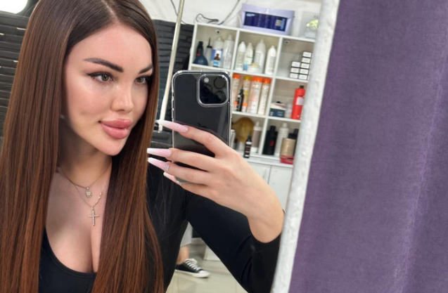 “კაცს რომ შორდებით და მერე იპრანჭებით და ტყავს რომ იძრობთ მანამდე გაიპრანჭეთ ეს დედამო**ნული და ისწავლეთ სალონის გზა” – რას წერს კესარია აბრამიძე