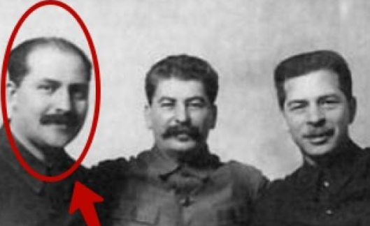 ვერაფრით მიხვდებით ვინ არის სტალინის გვერდით ფოტოზე – სენსაციური ფაქტი, რომელმაც ისტორია შეცვალა!