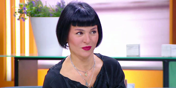 „ტეხავს“, თუ პირჯვარს გადაიწერ და იტყვი – „უფალო, შემიწყალე“… სამაგიეროდ სხვისი განკითხვაა მოდაში“ – თეა დარჩია