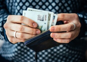 ოქტომბრიდან ხელფასები 10%-ით გაიზრდება – ნახეთ ვინ მიიღებს გაზრდილ ანაზღაურებას