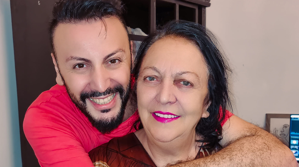 ანრი ჯოხაძის დედა იუბილარია – მომღერალი ემოციურ პოსტს აქვეყნებს