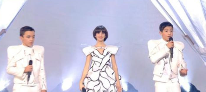 ვიდეო : „საქართველოს გაუმარჯოს” – ანასტასიას, ოთოს და ნიკოლოზის შთამბეჭდავი გამოსვლა საბავშვო ევროვიზიის სცენაზე