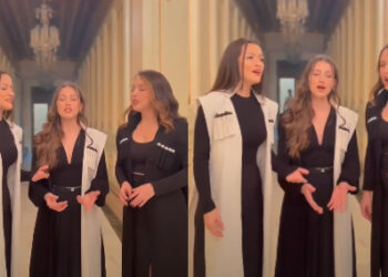 ვიდეო : “ჩემო გოგო, ციდან ჩამოფრენილო” – ნახეთ ბაიარ შაჰინის ულამაზესი შვილების საოცარი შესრულება