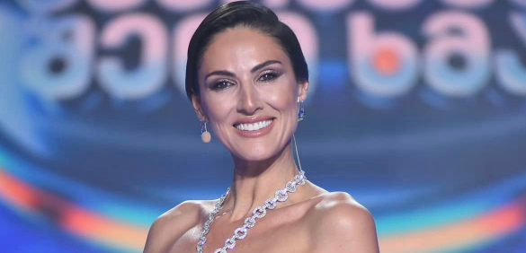 ჩვენს გაოცებას არ წყვეტს – ნახეთ როგორი კაბა მოირგო თიკა ფაცაციამ, რამაც სოციალური ქსელი ააჭრელა