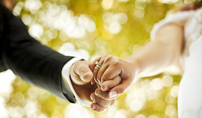 ქორწინებიდან 10 თვის შემდეგ, ცოლმა გაიგო, რომ ქმარი, სინამდვილეში, ქალი იყო