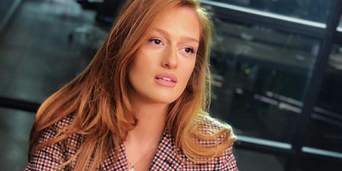 “აი, თურმე ვის ჰგავს ასეთი ლამაზი და განსაკუთრებული” – მანიკა ასათიანი დედის ფოტოს აქვეყნებს