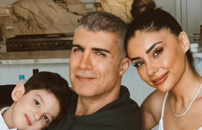 “სოაცარი და მდიდრული ვილა” – როგორ გამოიყურება თურქი მსახიობის ოზჟან დენისის სახლი, სადაც ახლადმოყვანილ ცოლთან და შვილთან ერთად ცხოვრობს