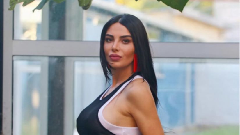 “შეუდარებელი” – შორენა ბეგაშვილმა ისეთი ცეცხლოვანი ფოტო გამოაქვეყნა, მისი სხეულის შემყურე ყბა მართლა ჩამოგივარდებათ