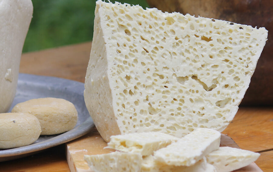 როგორ განვასხვავოთ ნამდვილი და ფხვნილზე დამზადებული ყველი – დაიმახსოვრეთ და გაფრთხილდით!