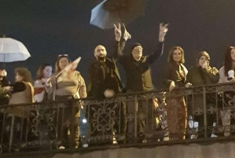 ხალხი გაოცებული უყურებდა – ნახეთ ვინ დააფიქსირეს აქციაზე – ამას არავინ ელოდა