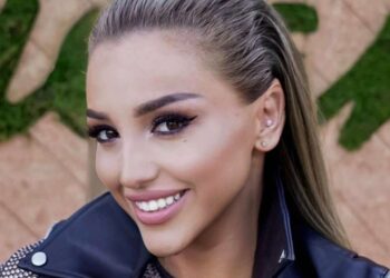 როგორი სიმპათიური ყოფილა – ნუცა ბუზალაძემ მამასთან ერთად გადაღებული ფოტო გამოაქვეყნა