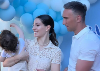 ცნობილი სახეები ირაკლი მაქაცარიას და ლიზა ჩიჩუას შვილის დაბადების დღეზე – ნახეთ ვინ ესწრებოდა პატარა გიორგის იუბილეს