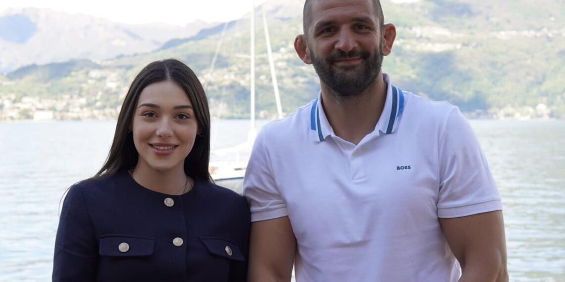 ემოციური სიტყვები – რას წერს გენო პეტრიაშვილის მეუღლე სოციალურ ქსელში დიდი წარმატების შემდეგ