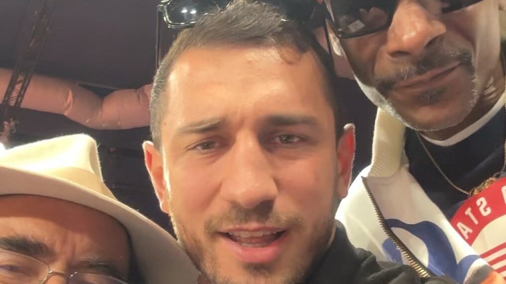 “მომილოცეს ლეგენდებმა ლეგენდას” – ლაშა ბექაური ალ ბანოსთან და სნუპ დოგთან ერთად გადაღებულ ვიდეოს აქვეყნებს