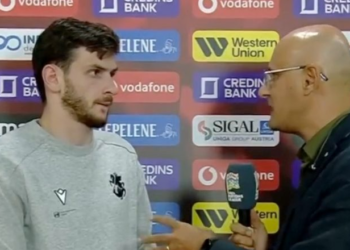 “დარდობ, რომ გოლის დროს მოედანზე არ იყავი? – ხვიჩა კვარაცხელიას და ალბანელი ჟურნალისტის დიალოგი