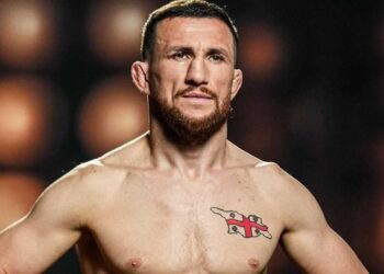 ეს ბიჭი უფრო მეტს იმსახურებს – რა თანხა გამოიმუშავა ბრძოლებით მერაბ დვალიშვილმა კარიერის განმავლობაში