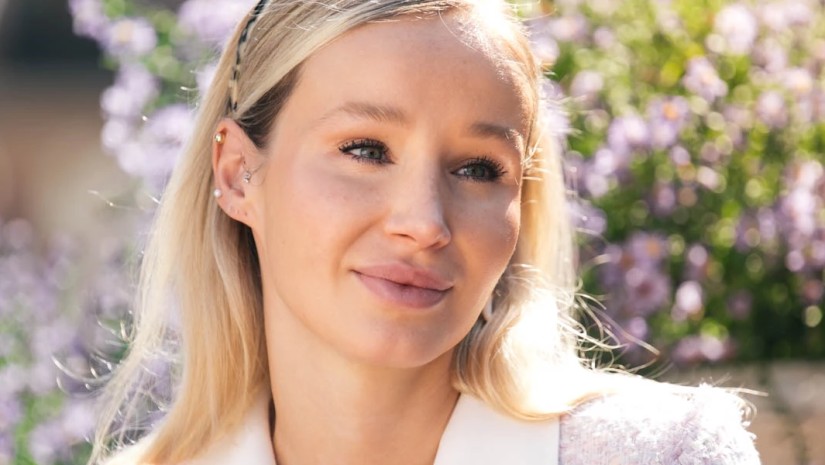 „ძალიან ლამაზი და დახვეწილია“ – როგორ გამოიყურებოდა ანუკი არეშიძე თბილისის საპატიო მოქალაქეების დაჯილდოების ცერემონიაზე