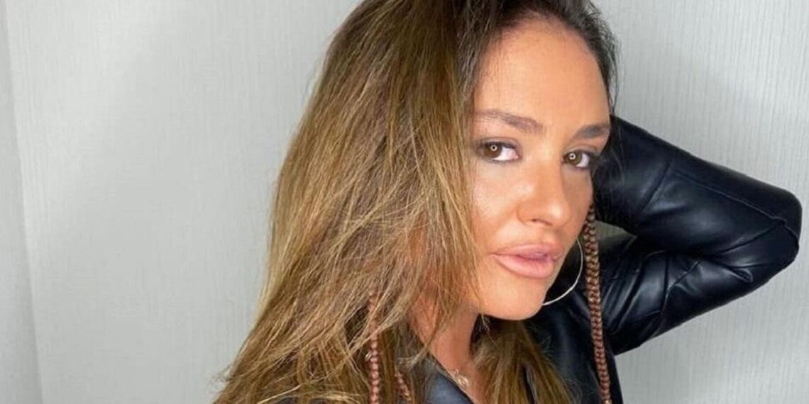 „ბევრს არაფერს არ დავწერ და თავს არ გავიმართლებ… სამწუხაროდ არ მაქვს სუპერ ნიჭი, რომ 2 ადგილას ერთდროულად ვიყო, თუმცა ქართველ ხალხს აქვს ნიჭი, გაგანადგუროს” – როგორ ეხმაურება თიკა ჯამბურია მასზე კრიტიკას ?