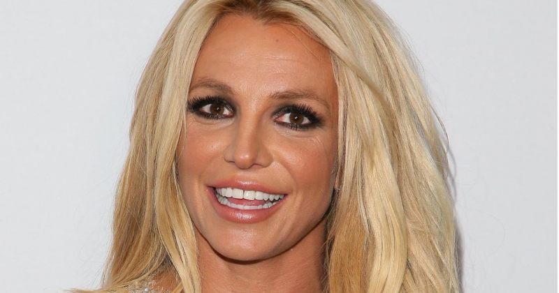 ბრიტნი სპირსი ამტკიცებს, რომ ის 5 წლისაა და მექსიკაში გადავიდა საცხოვრებლად