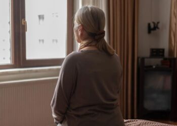 ადრეული დემენციის 5 ნიშანი, რომლის შესახებ ბევრმა არ იცის