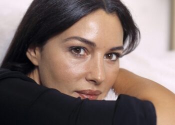 60 წლის მონიკა ბელუჩი მეგობარ მამაკაცთან ერთად გამოჩნდა – ფოტომ სოციალური ქსელები მოიცვა