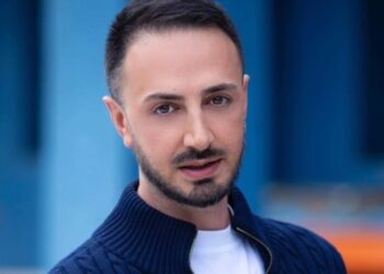 ვერ წარმოიდგენთ როგორ გვანან ძმები ერთმანეთს – აჩიკო სოლოღაშვილი ძმასთან ერთად გადაღებულ ფოტოს გვიზიარებს