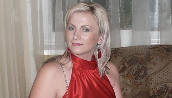 “ჩემმა უფროსმა ყოველგვარი ახსნა-განმარტების გარეშე გამათავისუფლა. მეორე დილით კი მისი ცოლისგან შეტყობინება მივიღე: “შემხვდი. უნდა გითხრა სიმართლე.”