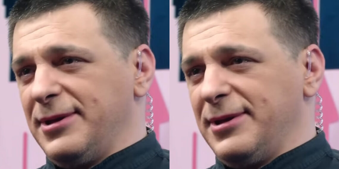 “ყველანი ჩვენი ბავშვობიდან მოვდივართ” – როლიკო ოქროპირიძე მშობლებთან ერთად გადაღებულ ბავშვობის ფოტოს აქვეყნებს