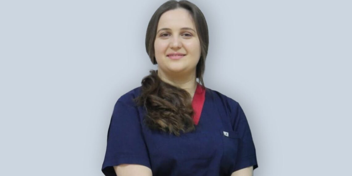 „დღეს, ტრაგიკულად დაიღუპა ჩვენი კლინიკის ექთანი… მისი პროფესიონალიზმი, თავდადება და ადამიანური სითბო წარუშლელ კვალს ტოვებს ჩვენს გულებში“ – ქუთაისის საეკლესიო საავადმყოფო სამწუხარო ინფორმაციას ავრცელებს