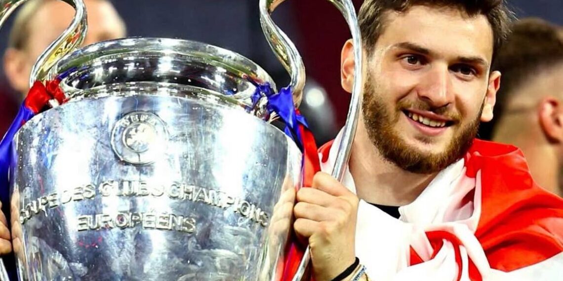 “კი არ მოგესმათ, ქართველმა ვარსკვლავმა ეს მოახერხა” – რა უნიკალური მიღწევა დააფიქსირა კვარაცხელიამ, რამაც მსოფლიო საფეხბურთო პრესა აალაპარაკა ?