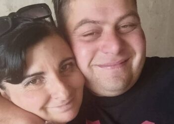 “მოვიდა დიდი ინფორმაციები, წითელწყაროში ბინა უნდა გადმოგცენო… დიდი მადლობა, ჩვენ თბილისში გვინდა ბინა, ჩვენი ვარსკვლავობა და მოღვაწეობა გრძელდება. მთელი საქართველო, ემიგრაცია, ყველა სფეროს წარმომადგენელი ფეხზე გვიდგას” – ქეთი ეგიდუნაშვილი მიმართვას ავრცელებს