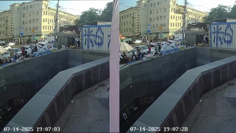 სოციალურ ქსელში ვრცელდება კადრები, სადაც ჩანს როგორ ჩამოვარდა შენობის ნაწილი „სადგურის მოედანზე“