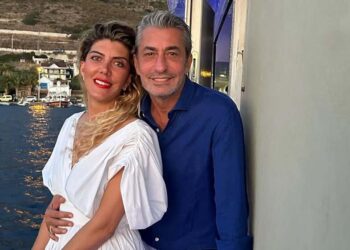 “უკვე 54 წლის ვარ, 20 წელზე მეტია ჩემს შეცდენას უამრავი ქალი ცდილობდა… მე ცოლისთვის არასდროს მიღალატია, მიზეზი კი ესაა…” – ერქან პეტეკაიას გულახდილი პასუხი კითხვაზე