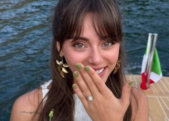 სილა თურქოღლუ დაინიშნა – ნახეთ ვინ არის პოპულარული თურქი მსახიობის რჩეული მამაკაცი