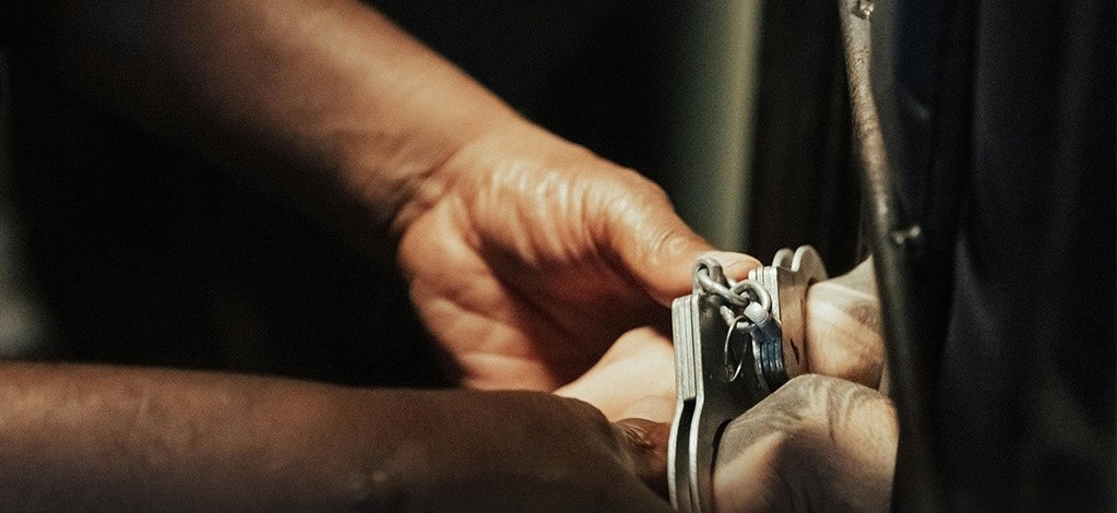 დააკავეს ქალი, რომელმაც ქორწილის წინა დღეს საქმრო დაჭრა